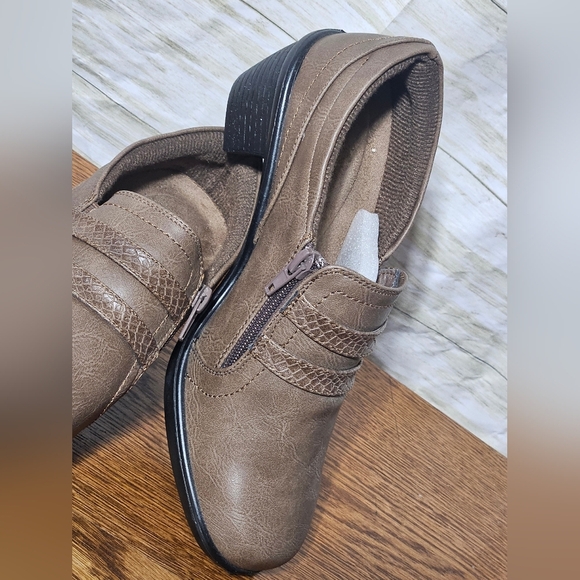 Easy Street Brown Women's Loafers with Strap Detail - Picture 5 of 9